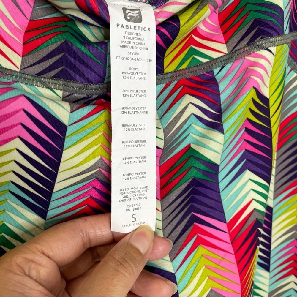 Fabletics Lima Capri Rainbow Chevron Crop Leggings - image 6
